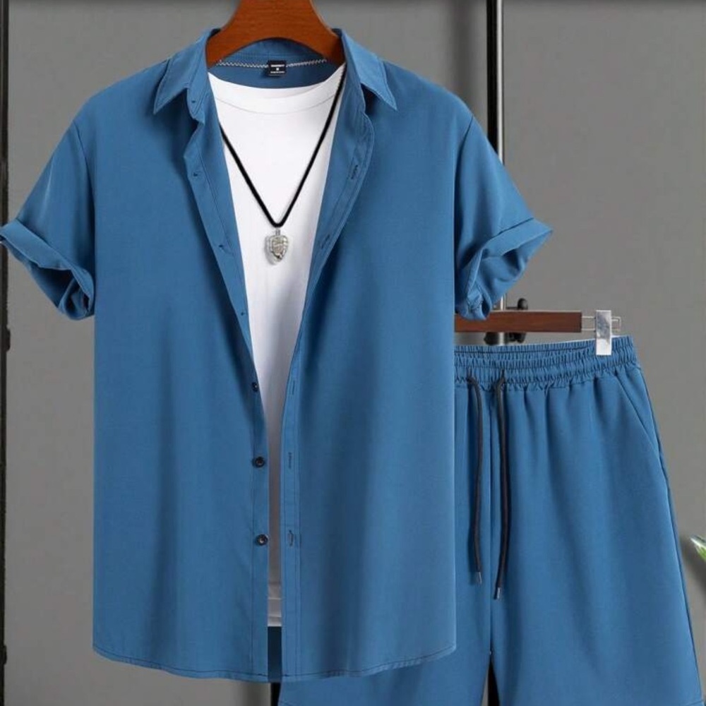 Manfinity Homme Men's Solid Color Short Sleeve Single Shirt & Shorts
